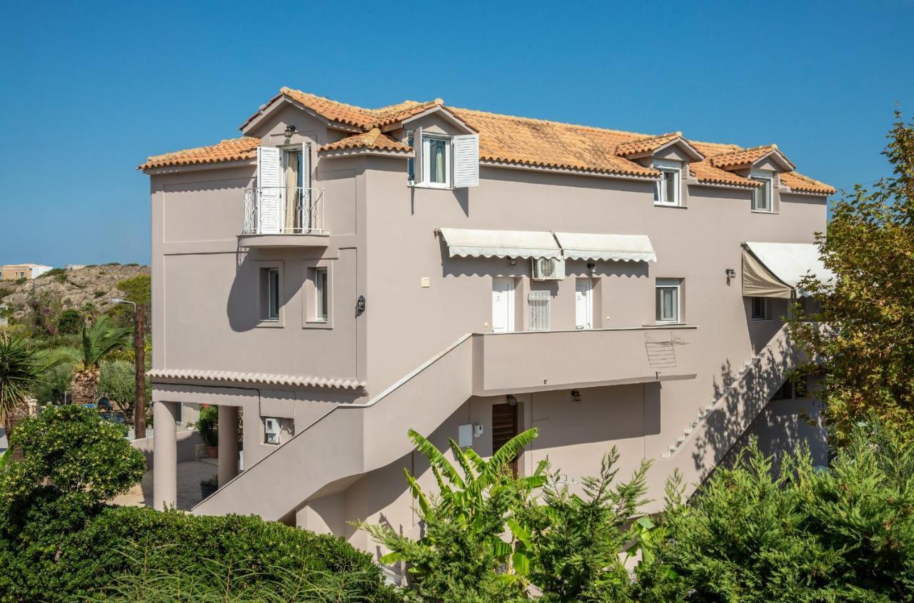 Avesta Apartments - 200M From The Beach Vasilikí Esterno foto