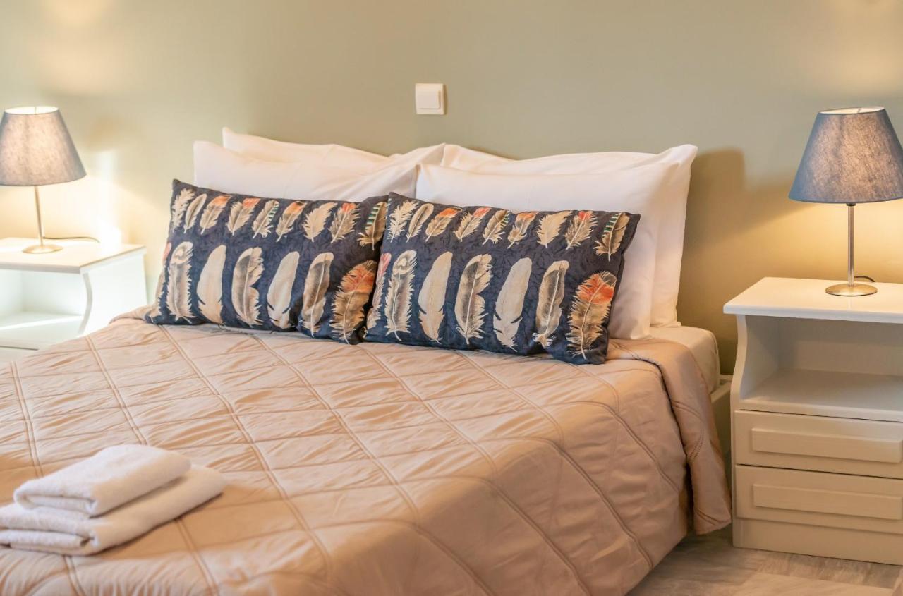 Avesta Apartments - 200M From The Beach Vasilikí Esterno foto
